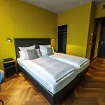 Roomreich מלון