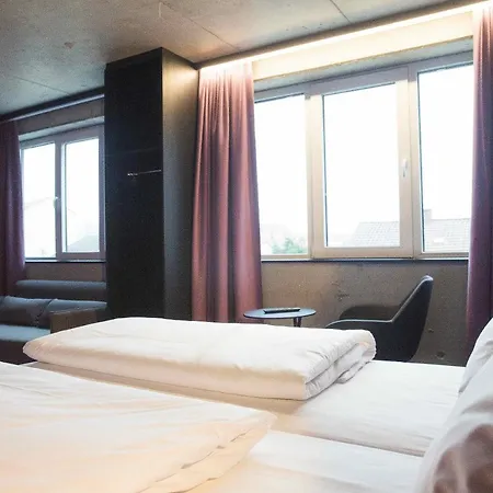 Roomreich Szálloda 3*